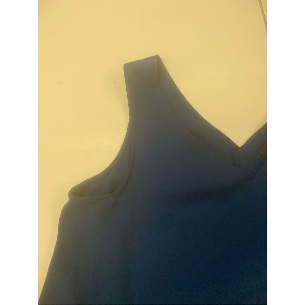 Navy Silk Tank - Picture 4 of 8